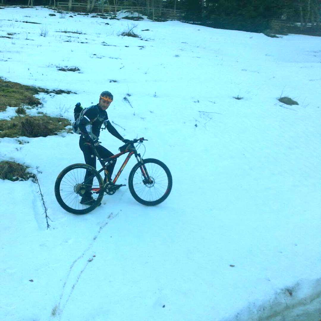 Diego in mountain bike